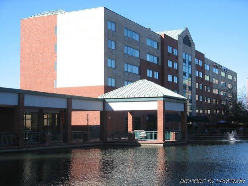 Elimwood Hotel, A Ramada By Wyndham Maryland Heights Exteriér fotografie